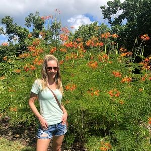 Meet your Posher, Katelyn